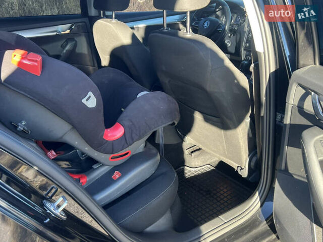 Чорний Шкода Октавія, об'ємом двигуна 1.97 л та пробігом 248 тис. км за 15400 $, фото 20 на Automoto.ua