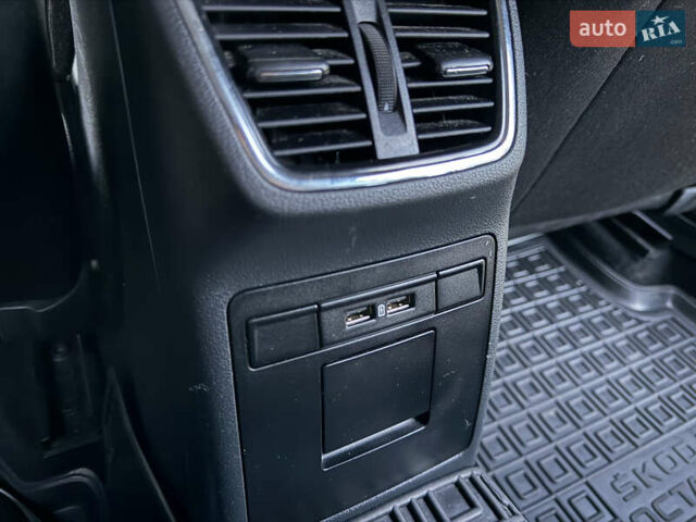 Чорний Шкода Октавія, об'ємом двигуна 1.6 л та пробігом 243 тис. км за 13850 $, фото 24 на Automoto.ua