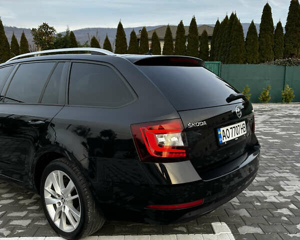 Черный Шкода Октавия, объемом двигателя 2 л и пробегом 257 тыс. км за 14750 $, фото 29 на Automoto.ua