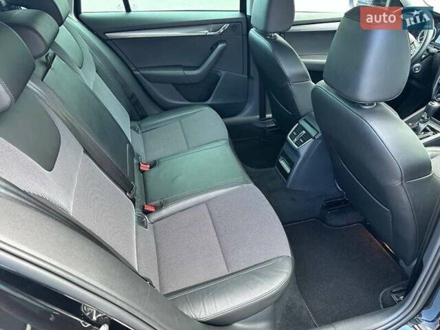 Черный Шкода Октавия, объемом двигателя 2 л и пробегом 172 тыс. км за 17900 $, фото 36 на Automoto.ua