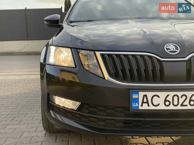 Черный Шкода Октавия, объемом двигателя 1.4 л и пробегом 241 тыс. км за 12900 $, фото 22 на Automoto.ua