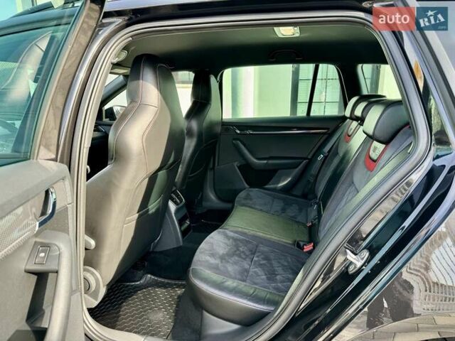 Чорний Шкода Октавія, об'ємом двигуна 1.97 л та пробігом 240 тис. км за 18500 $, фото 51 на Automoto.ua