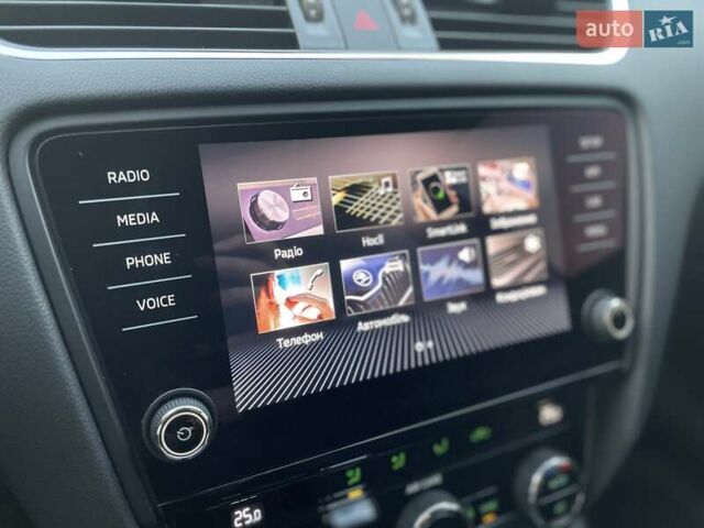 Черный Шкода Октавия, объемом двигателя 1.4 л и пробегом 241 тыс. км за 12900 $, фото 103 на Automoto.ua