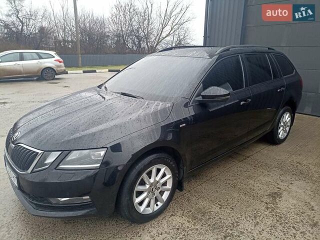 Чорний Шкода Октавія, об'ємом двигуна 1.97 л та пробігом 268 тис. км за 14600 $, фото 6 на Automoto.ua