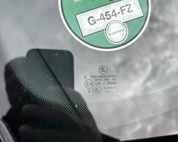 Шкода Октавія 2017 у Покров (Орджонікідзе) на Automoto.ua Чорний Шкода Октавія, об'ємом двигуна 1.97 л та пробігом 198 тис. км за 19600 $, фото 18 на Automoto.ua