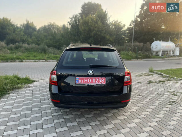 Черный Шкода Октавия, объемом двигателя 1.6 л и пробегом 231 тыс. км за 13000 $, фото 3 на Automoto.ua
