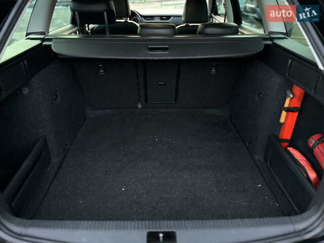 Чорний Шкода Октавія, об'ємом двигуна 1.6 л та пробігом 259 тис. км за 14200 $, фото 17 на Automoto.ua