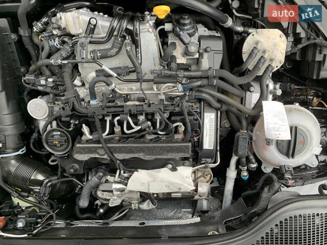 Черный Шкода Октавия, объемом двигателя 0 л и пробегом 134 тыс. км за 17500 $, фото 39 на Automoto.ua