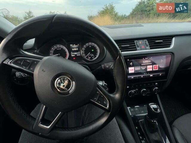 Черный Шкода Октавия, объемом двигателя 1.6 л и пробегом 314 тыс. км за 13999 $, фото 7 на Automoto.ua