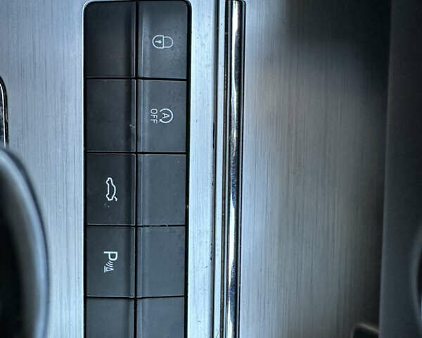 Черный Шкода Октавия, объемом двигателя 2 л и пробегом 266 тыс. км за 14450 $, фото 36 на Automoto.ua