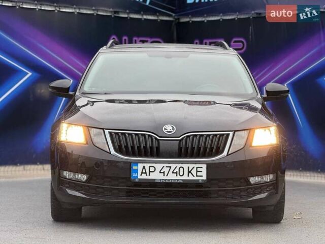 Черный Шкода Октавия, объемом двигателя 1.6 л и пробегом 238 тыс. км за 12499 $, фото 2 на Automoto.ua