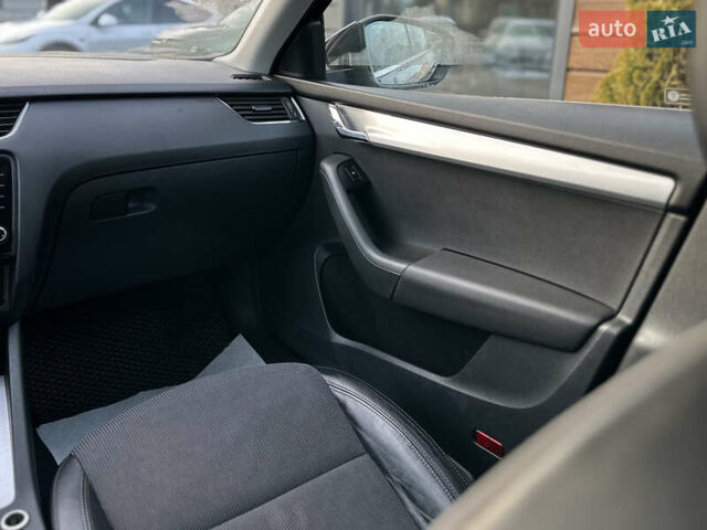 Чорний Шкода Октавія, об'ємом двигуна 1.6 л та пробігом 259 тис. км за 14200 $, фото 41 на Automoto.ua