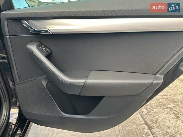 Черный Шкода Октавия, объемом двигателя 1.6 л и пробегом 222 тыс. км за 13850 $, фото 39 на Automoto.ua