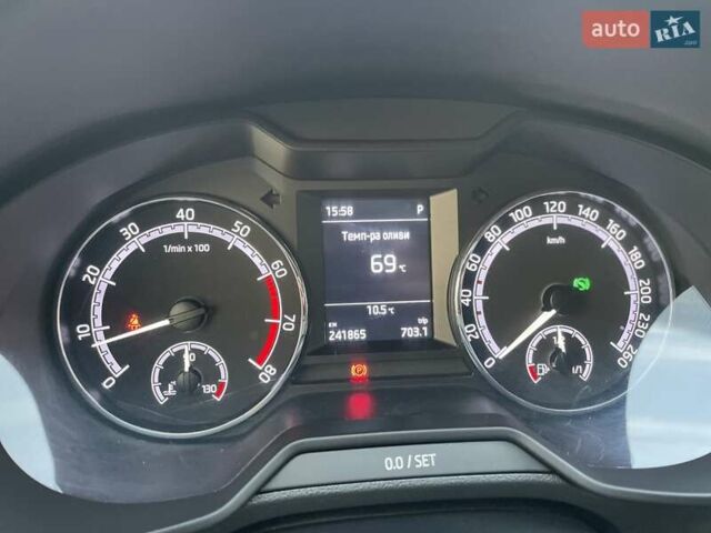 Черный Шкода Октавия, объемом двигателя 1.4 л и пробегом 241 тыс. км за 12900 $, фото 91 на Automoto.ua