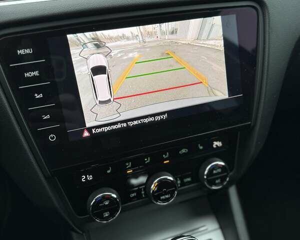 Черный Шкода Октавия, объемом двигателя 2 л и пробегом 235 тыс. км за 15800 $, фото 99 на Automoto.ua