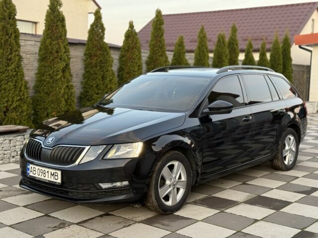 Черный Шкода Октавия, объемом двигателя 1.6 л и пробегом 243 тыс. км за 13850 $, фото 4 на Automoto.ua