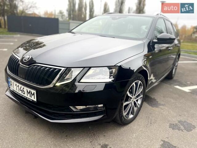 Шкода Октавия 2017 в Чернигове на Automoto.ua Черный Шкода Октавия, объемом двигателя 1.97 л и пробегом 214 тыс. км за 15300 $, фото 12 на Automoto.ua