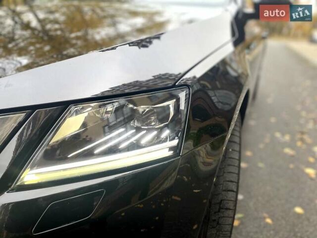 Шкода Октавия 2017 в Чернигове на Automoto.ua Черный Шкода Октавия, объемом двигателя 1.97 л и пробегом 214 тыс. км за 15300 $, фото 28 на Automoto.ua
