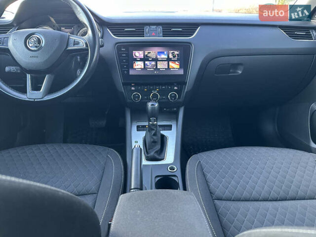 Черный Шкода Октавия, объемом двигателя 2 л и пробегом 266 тыс. км за 14450 $, фото 22 на Automoto.ua