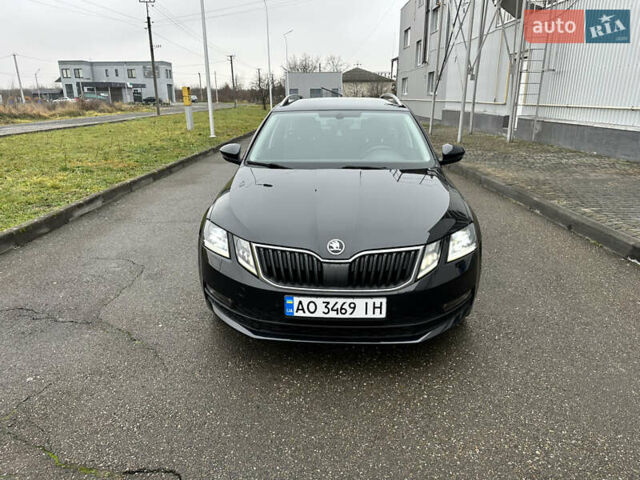 Черный Шкода Октавия, объемом двигателя 1.6 л и пробегом 230 тыс. км за 12700 $, фото 8 на Automoto.ua