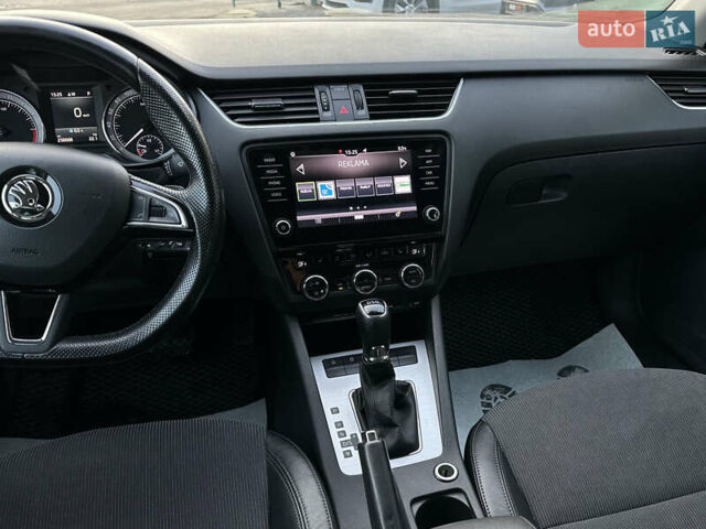 Чорний Шкода Октавія, об'ємом двигуна 1.6 л та пробігом 259 тис. км за 14200 $, фото 38 на Automoto.ua