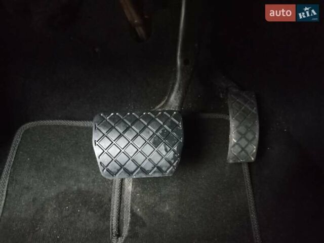 Чорний Шкода Октавія, об'ємом двигуна 1.97 л та пробігом 268 тис. км за 14600 $, фото 24 на Automoto.ua