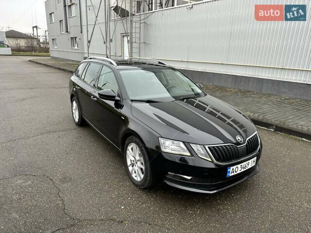 Черный Шкода Октавия, объемом двигателя 1.6 л и пробегом 230 тыс. км за 12700 $, фото 10 на Automoto.ua