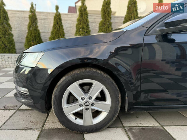 Чорний Шкода Октавія, об'ємом двигуна 1.6 л та пробігом 243 тис. км за 13850 $, фото 10 на Automoto.ua