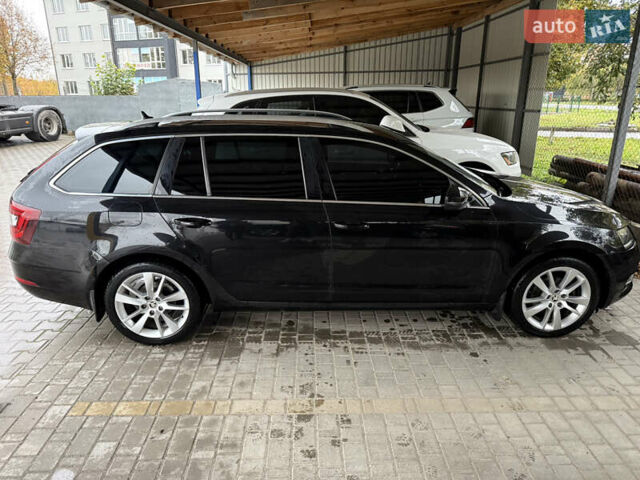 Черный Шкода Октавия, объемом двигателя 1.6 л и пробегом 306 тыс. км за 14500 $, фото 5 на Automoto.ua