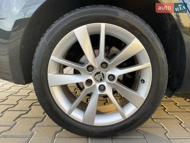 Черный Шкода Октавия, объемом двигателя 1.4 л и пробегом 241 тыс. км за 12900 $, фото 55 на Automoto.ua