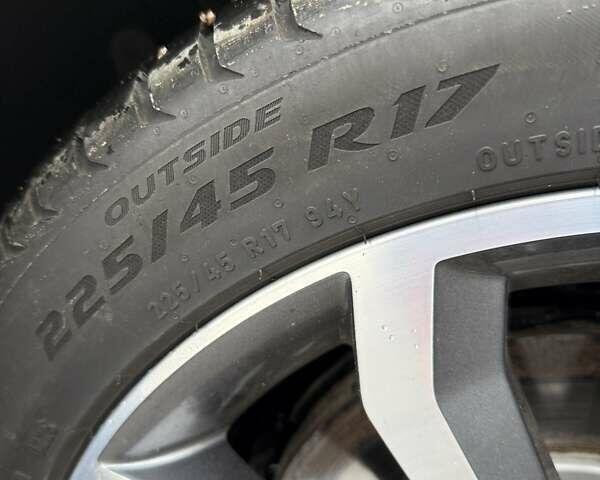 Черный Шкода Октавия, объемом двигателя 2 л и пробегом 235 тыс. км за 15800 $, фото 39 на Automoto.ua