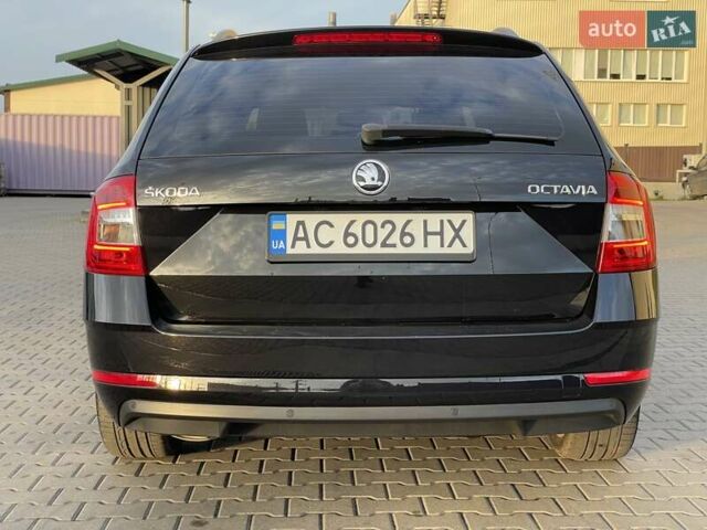 Черный Шкода Октавия, объемом двигателя 1.4 л и пробегом 241 тыс. км за 12900 $, фото 38 на Automoto.ua