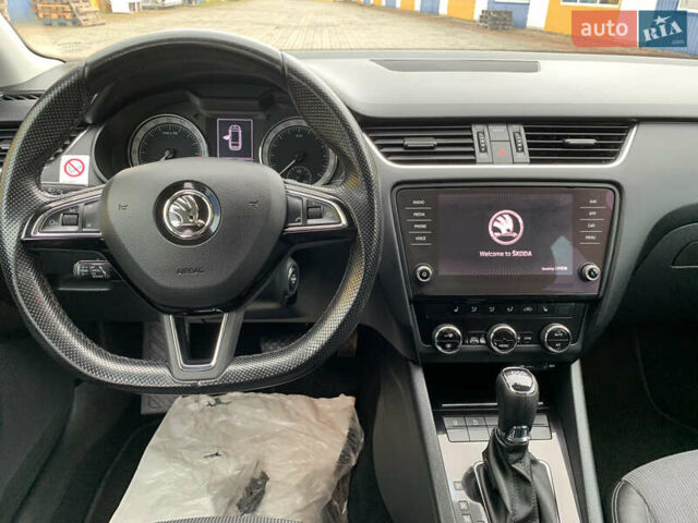 Черный Шкода Октавия, объемом двигателя 0 л и пробегом 134 тыс. км за 17500 $, фото 34 на Automoto.ua