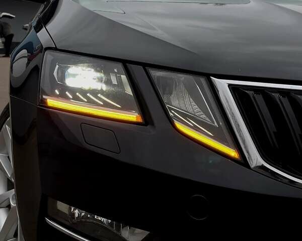 Черный Шкода Октавия, объемом двигателя 2 л и пробегом 207 тыс. км за 16200 $, фото 11 на Automoto.ua