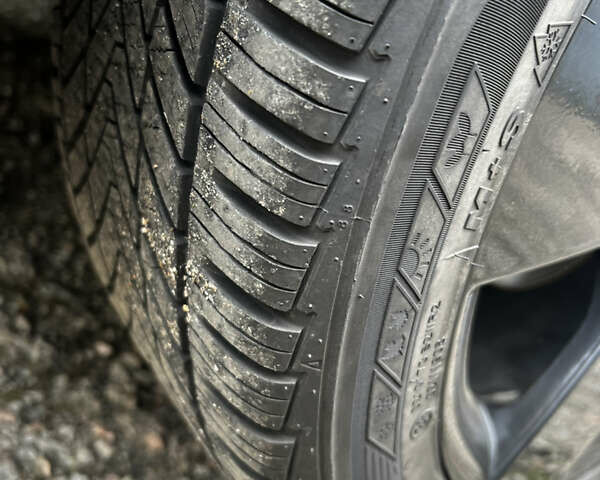 Шкода Октавія 2017 у Покров (Орджонікідзе) на Automoto.ua Чорний Шкода Октавія, об'ємом двигуна 1.97 л та пробігом 198 тис. км за 19600 $, фото 26 на Automoto.ua