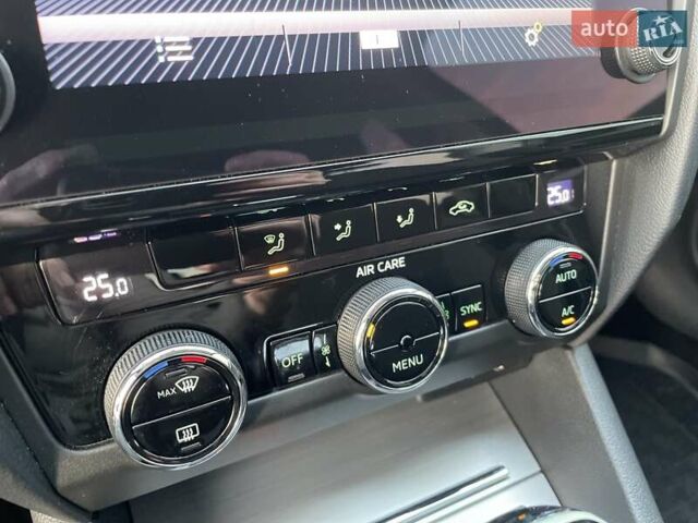 Черный Шкода Октавия, объемом двигателя 1.4 л и пробегом 241 тыс. км за 12900 $, фото 96 на Automoto.ua