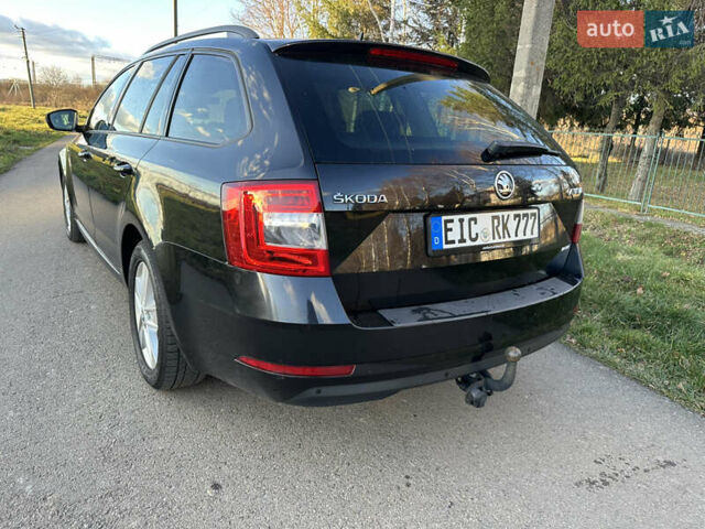 Черный Шкода Октавия, объемом двигателя 2 л и пробегом 266 тыс. км за 14450 $, фото 9 на Automoto.ua