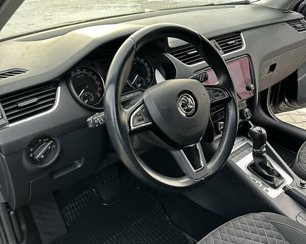 Черный Шкода Октавия, объемом двигателя 2 л и пробегом 257 тыс. км за 14750 $, фото 43 на Automoto.ua