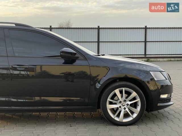 Черный Шкода Октавия, объемом двигателя 1.4 л и пробегом 241 тыс. км за 12900 $, фото 43 на Automoto.ua