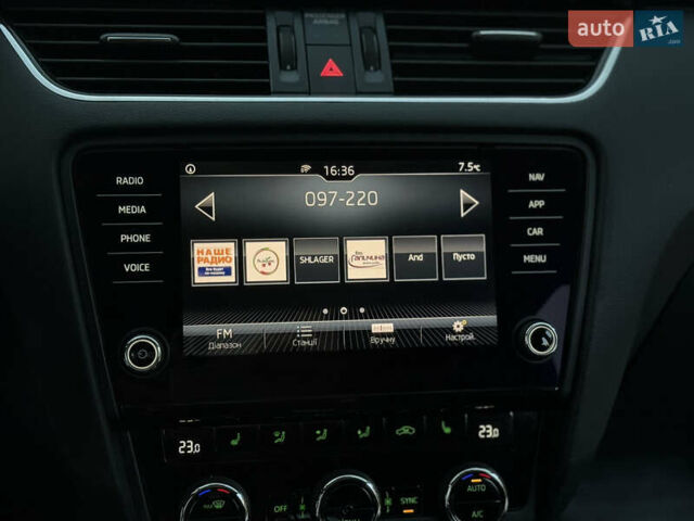 Чорний Шкода Октавія, об'ємом двигуна 1.6 л та пробігом 243 тис. км за 13850 $, фото 27 на Automoto.ua