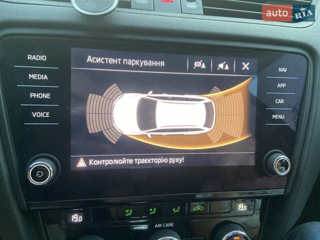 Черный Шкода Октавия, объемом двигателя 1.6 л и пробегом 260 тыс. км за 13500 $, фото 25 на Automoto.ua