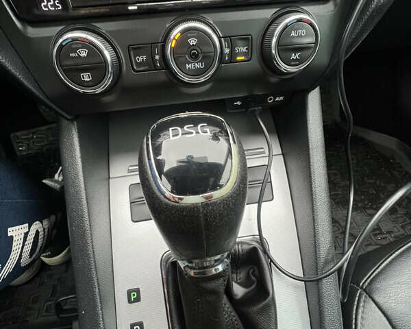 Черный Шкода Октавия, объемом двигателя 1.6 л и пробегом 247 тыс. км за 12700 $, фото 19 на Automoto.ua