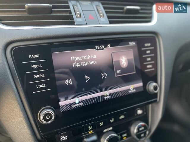 Черный Шкода Октавия, объемом двигателя 1.4 л и пробегом 241 тыс. км за 12900 $, фото 99 на Automoto.ua