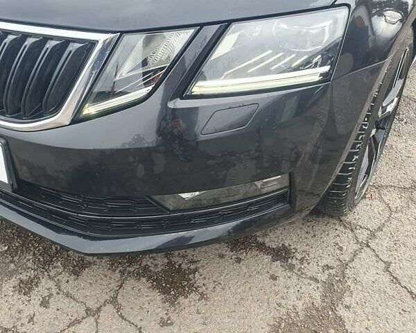 Черный Шкода Октавия, объемом двигателя 1.97 л и пробегом 206 тыс. км за 14500 $, фото 8 на Automoto.ua