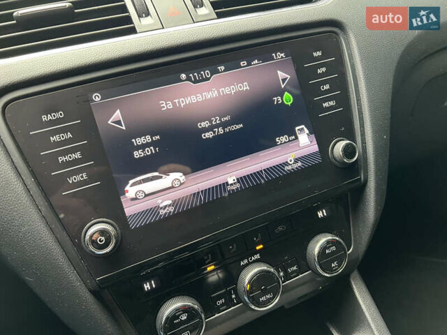 Черный Шкода Октавия, объемом двигателя 1.6 л и пробегом 219 тыс. км за 13500 $, фото 31 на Automoto.ua