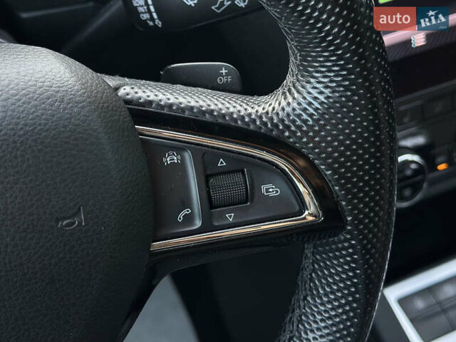 Чорний Шкода Октавія, об'ємом двигуна 1.6 л та пробігом 259 тис. км за 14200 $, фото 34 на Automoto.ua