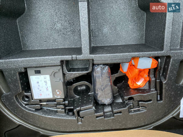 Черный Шкода Октавия, объемом двигателя 0 л и пробегом 134 тыс. км за 17500 $, фото 29 на Automoto.ua