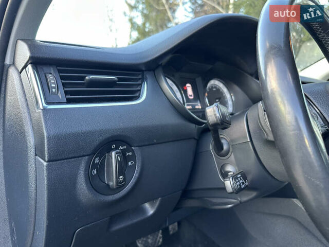 Черный Шкода Октавия, объемом двигателя 2 л и пробегом 266 тыс. км за 14450 $, фото 26 на Automoto.ua