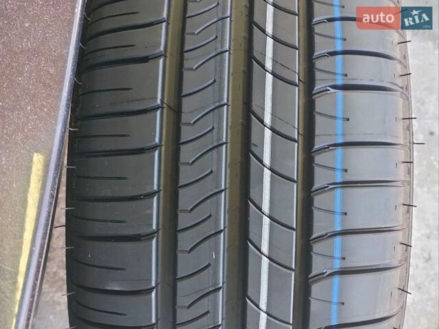 Черный Шкода Октавия, объемом двигателя 1.6 л и пробегом 257 тыс. км за 13100 $, фото 94 на Automoto.ua
