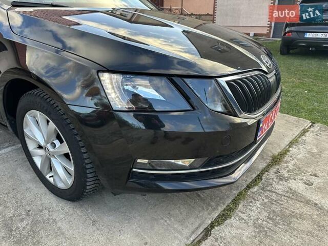 Черный Шкода Октавия, объемом двигателя 1.6 л и пробегом 222 тыс. км за 13850 $, фото 6 на Automoto.ua